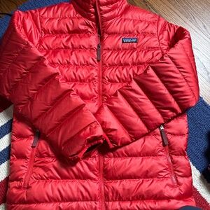 NWT Patagonia down sweater size large kids -red